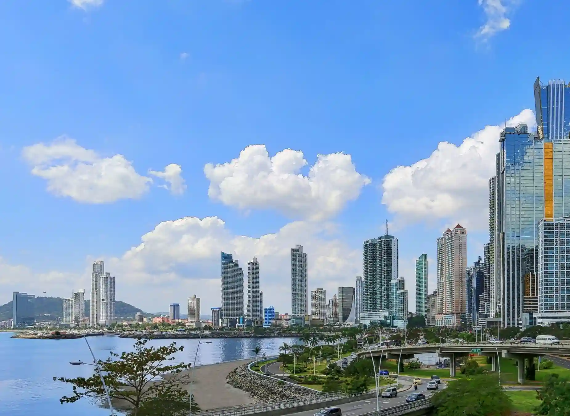 Panama Qualified Investor Visa Eligibility