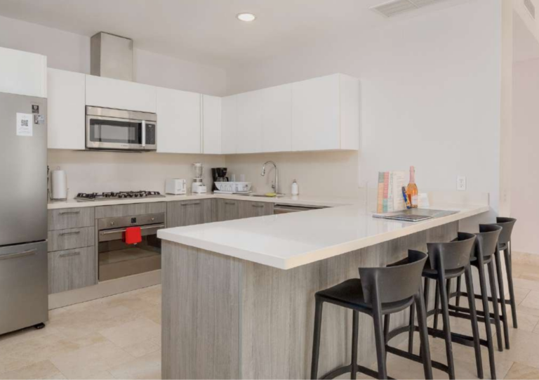 Unit C207 · 4BR · 361 m² · Ocean View