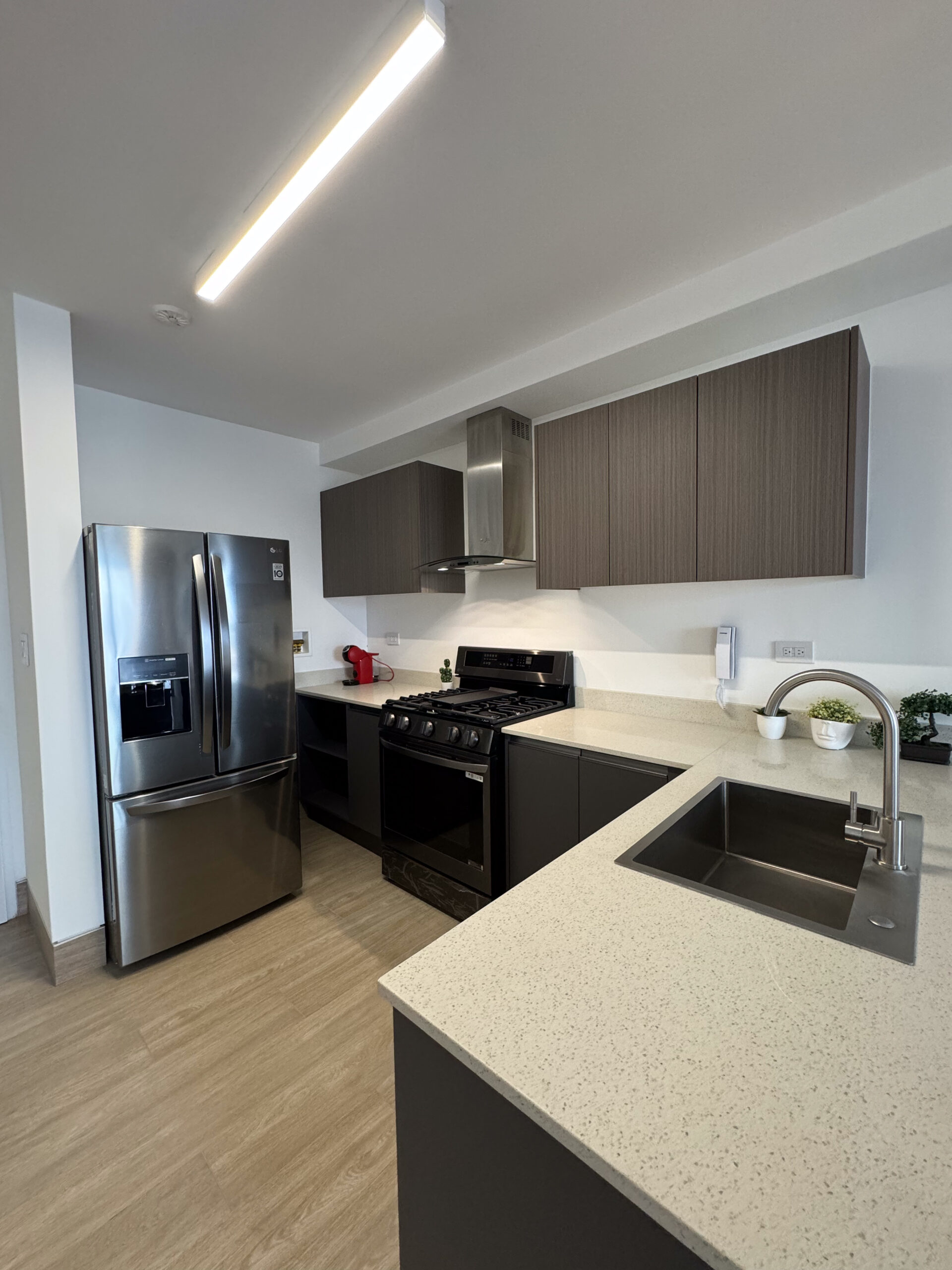 Type F · 2BR/2BA · 78.3 m² · City Views — gallery image 2