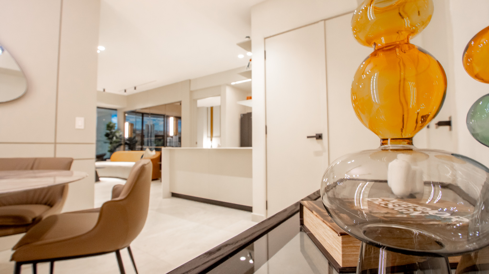 88 m² · 2BR · 2BA · Balcony, Aurum — gallery image 1